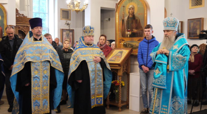 7 сентября всенощное бдение в нашем храме совершил Высокопреосвященнейший Варсонофий, митрополит Санкт-Петербургский и Ладожский.