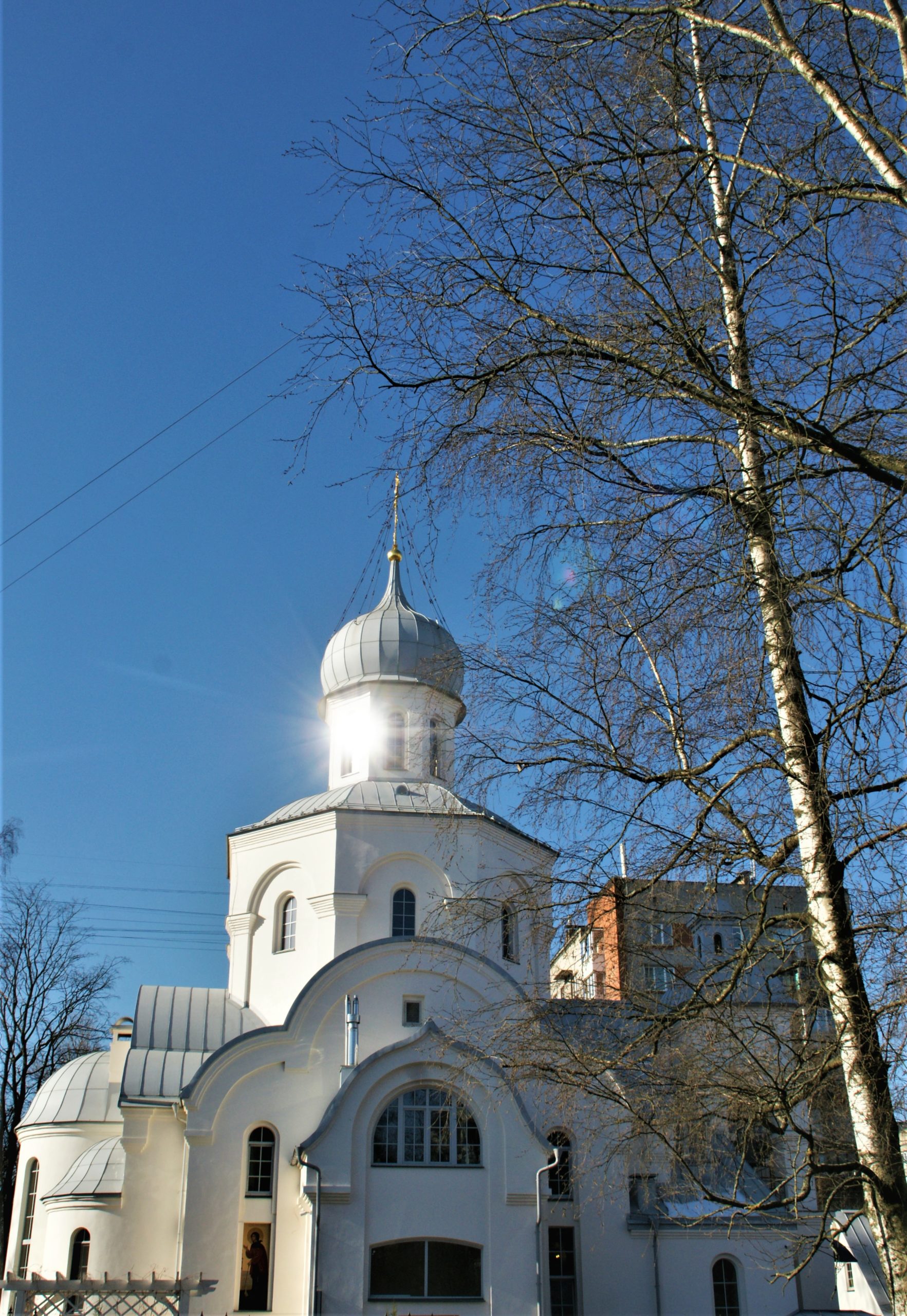 Уборка храма на Пасху